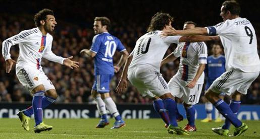 بالفيديو.. تشيك "يتعملق" أمام صلاح ويحرمه من ثنائية 